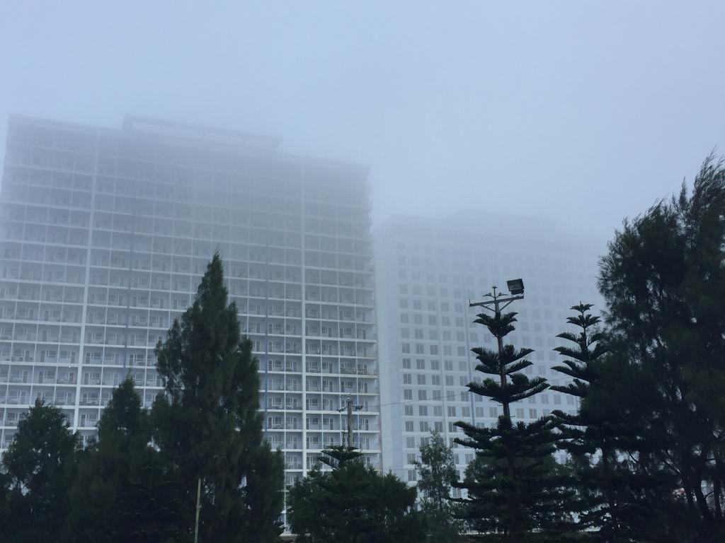 טגאיטאי Ron'S Condo Overlooking The Lake מראה חיצוני תמונה